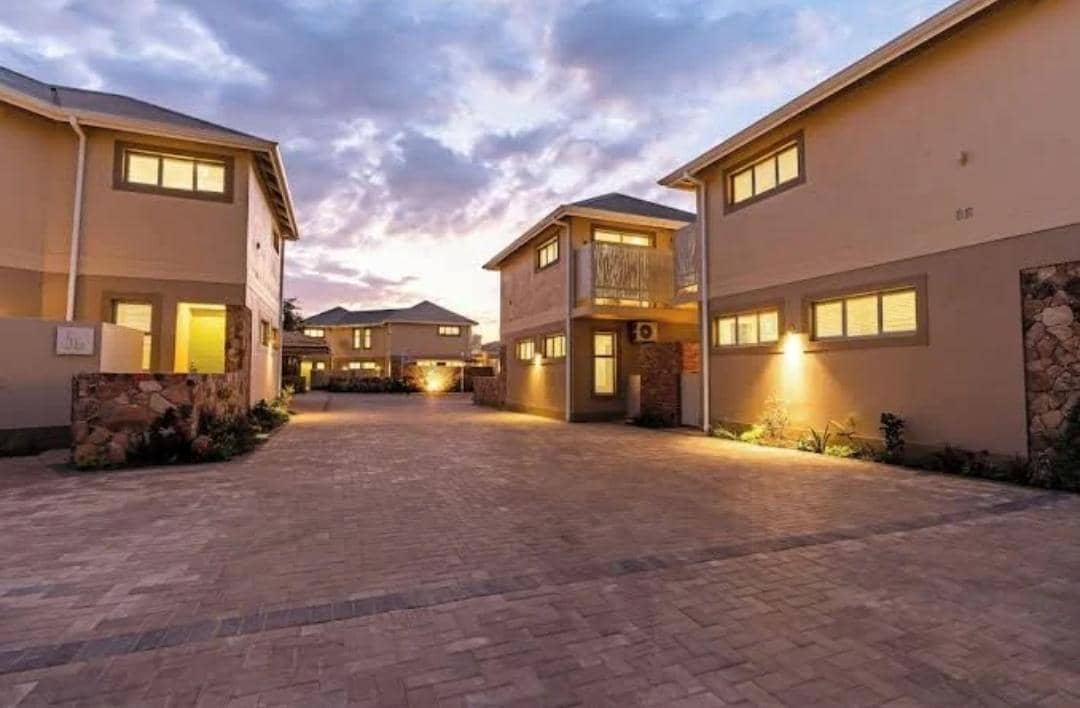 Victoria Falls 2- Bedroom BnB - Tourist's Choice Retreat