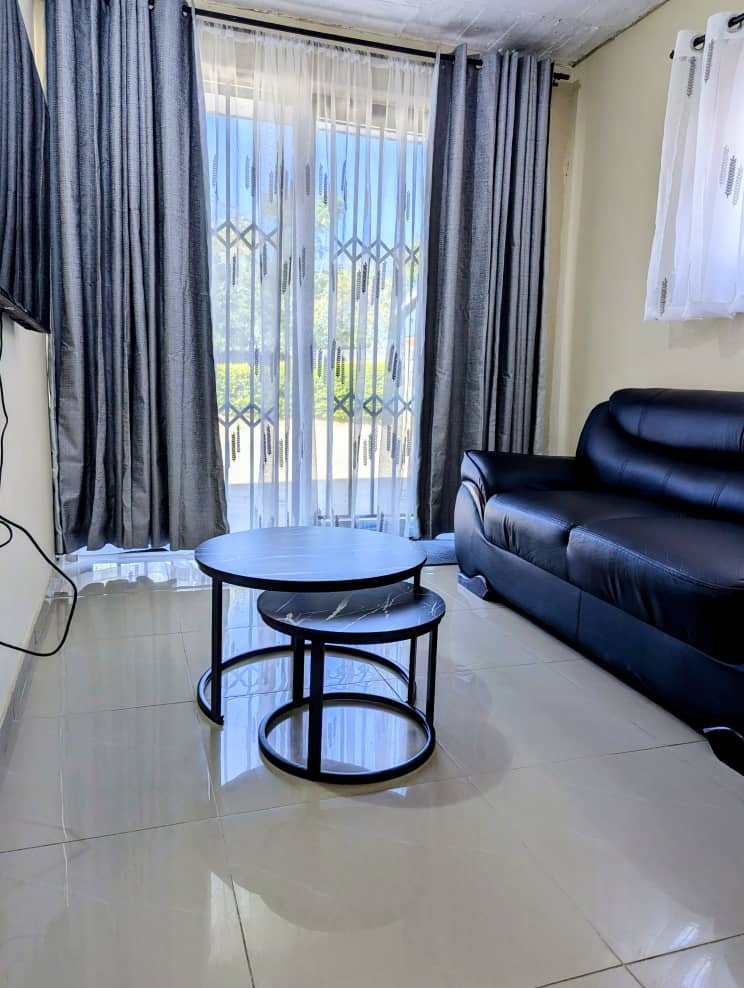 Waterfalls Urban 2-Bedroom  Retreat BnB